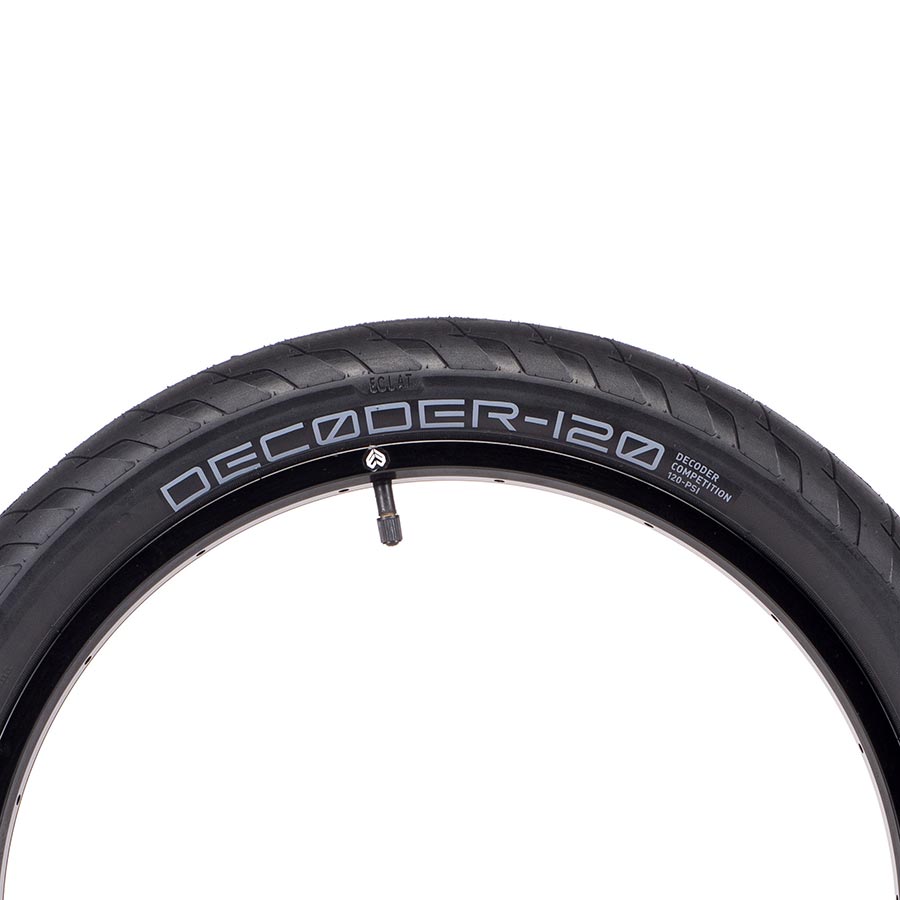 Eclat Decoder 20''x2.40 Wire Clincher 120TPI Black